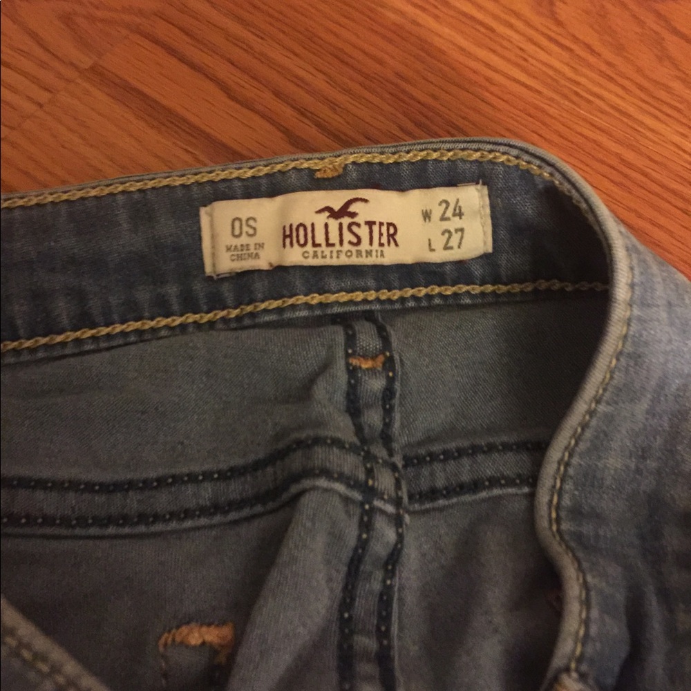 Shorts - Picture 3 of 3